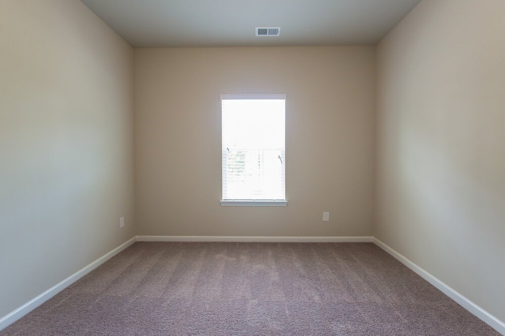 3-Bed Rental on 357 E Broad photo 11