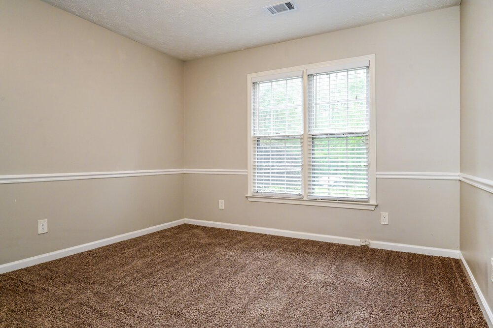 3-Bed Rental on 1204 Garden Path photo 11