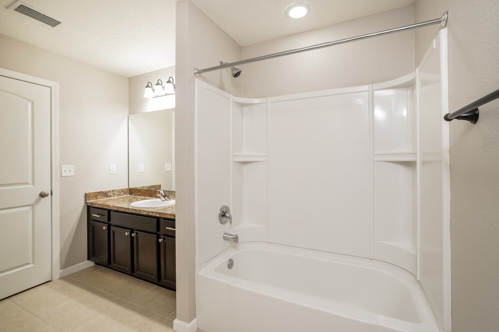 3-Bed Rental on 3340 Ridgeview Dr photo 11