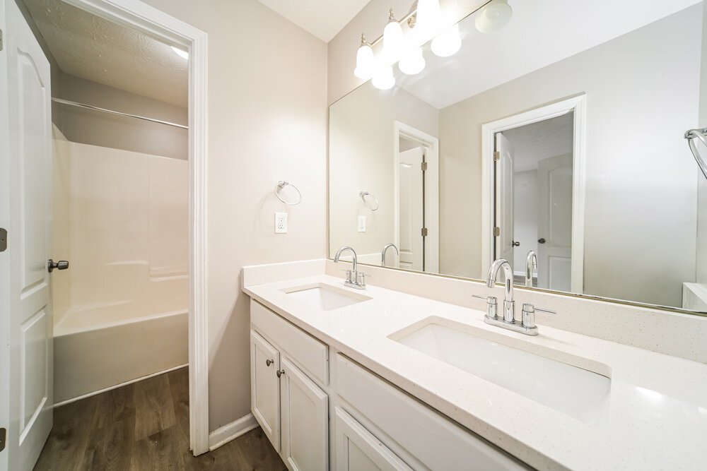 5-Bed Rental on 129 Makenna Dr photo 11