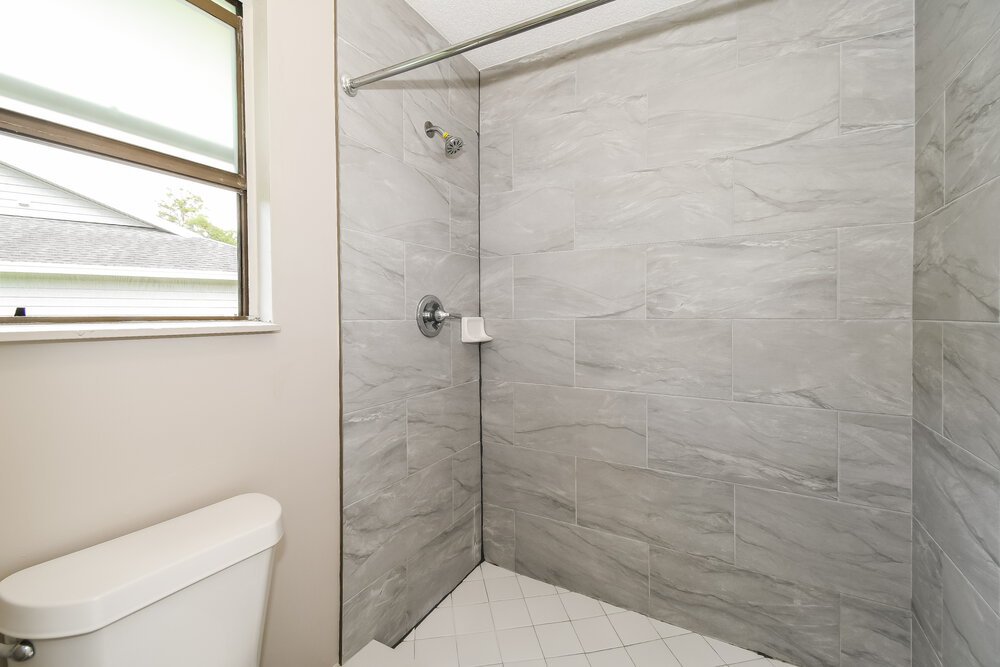 3-Bed Rental on 6267 Island Forest photo 11