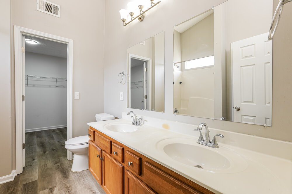 3-Bed Rental on 372 Red Maple photo 11