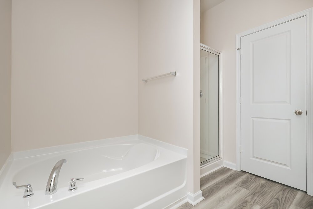 4-Bed Rental on 1420 Sodbuster Dr photo 11