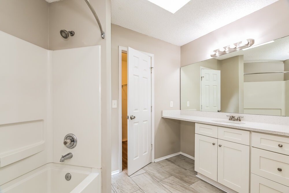 3-Bed Rental on 12725 Serenade Cir photo 11