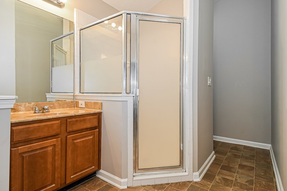 3-Bed Rental on 9225 Hawks Run photo 11
