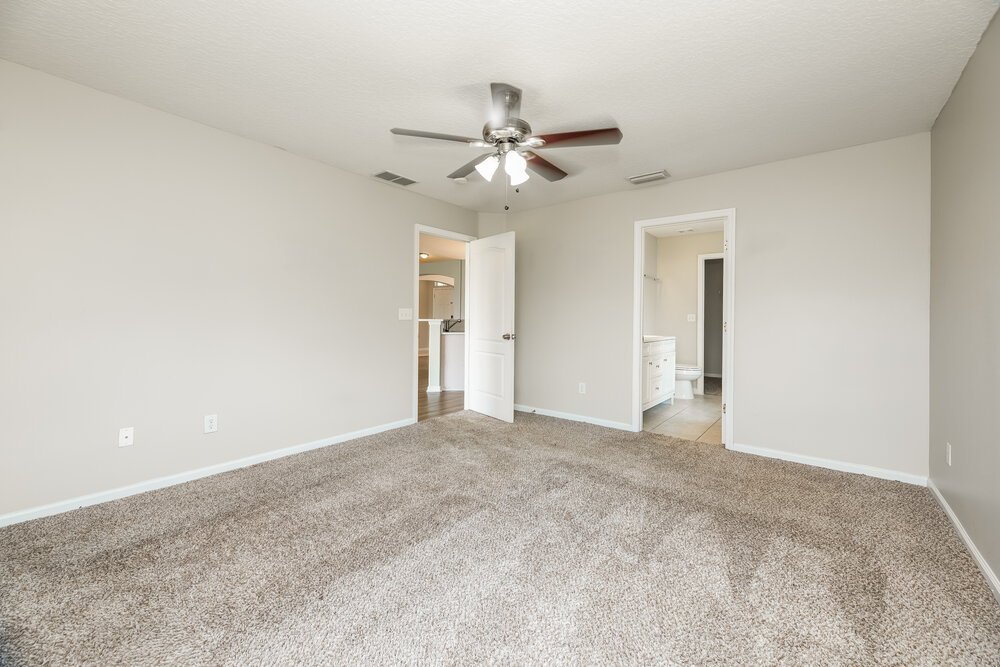3-Bed Rental on 3021 Captiva Bluff photo 11
