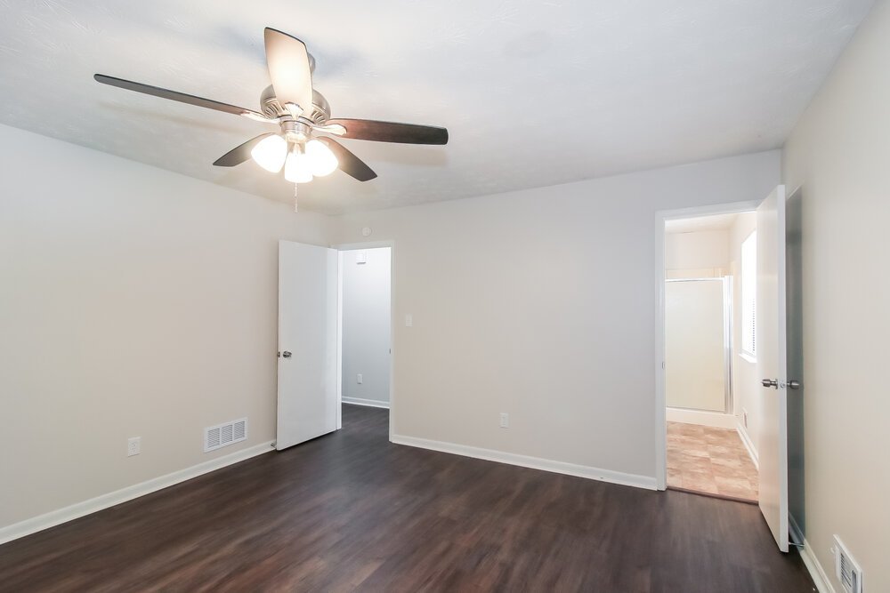 3-Bed Rental on 127 Gristmill Ct photo 11