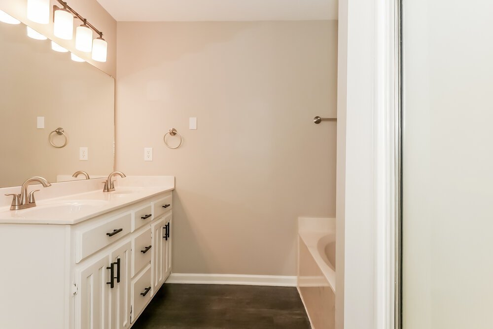 2-Bed Rental on 10678 Pecan Meadow photo 11