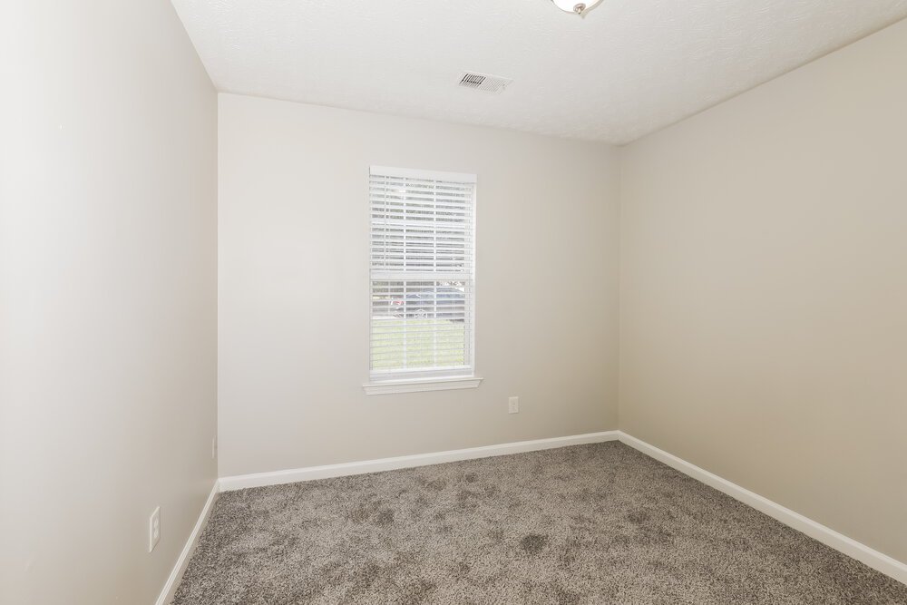 3-Bed Rental on 1783 Graystone Drive photo 11