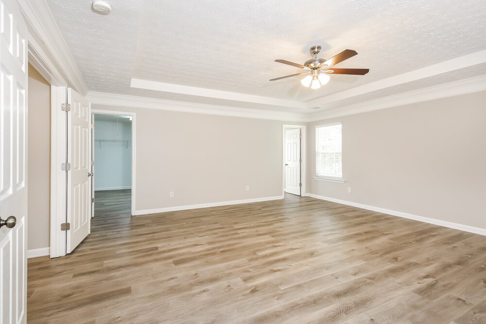 3-Bed Rental on 2110 Valley Creek photo 11