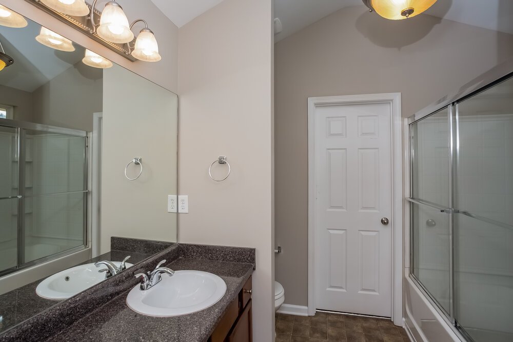 3-Bed Rental on 137 Centerra Springs photo 12