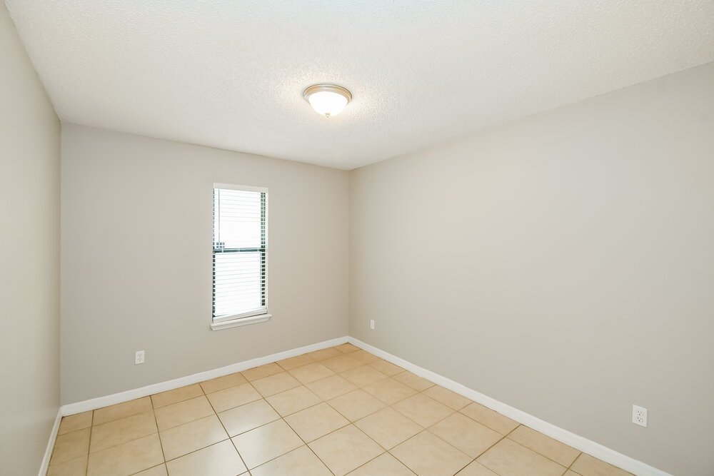 3-Bed Rental on 1834 Manitoba Ct photo 12