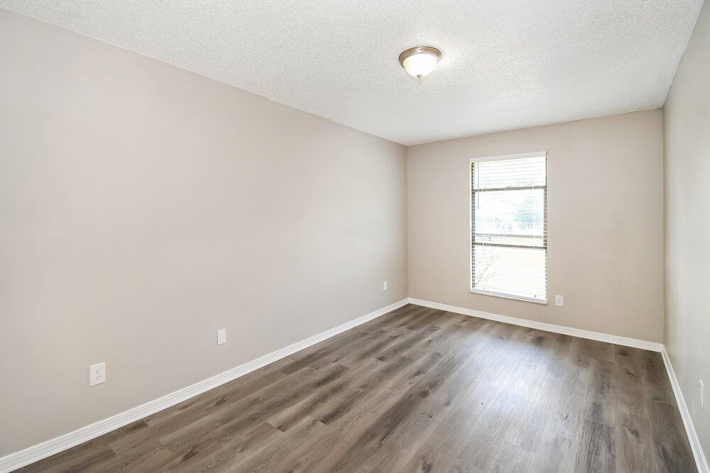 3-Bed Rental on 6267 Island Forest photo 12