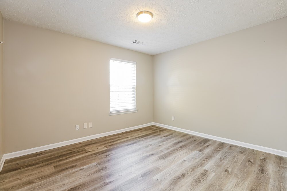 3-Bed Rental on 372 Red Maple photo 12