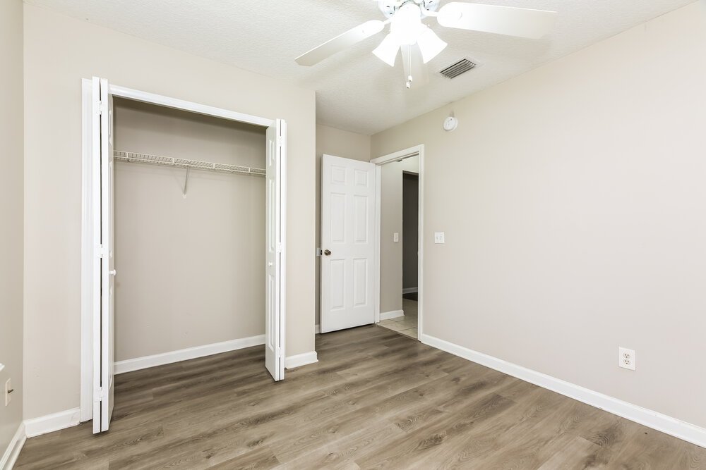 3-Bed Rental on 416 S 13th photo 12