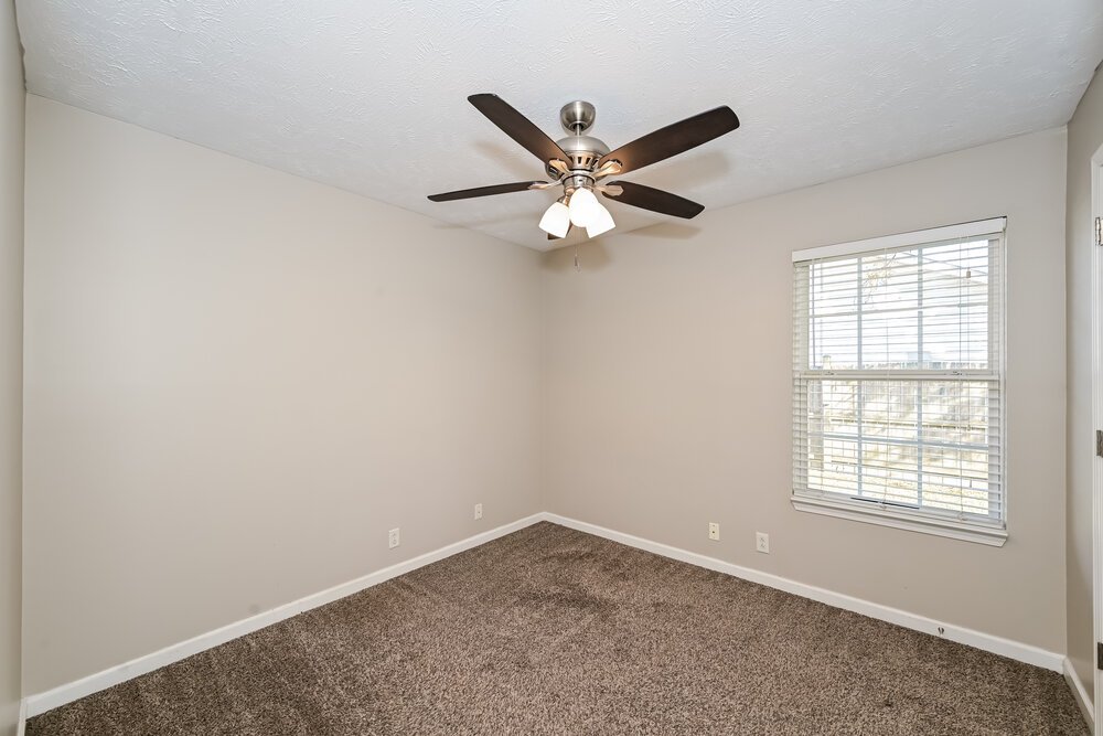 3-Bed Rental on 1147 Melvin Dr photo 12