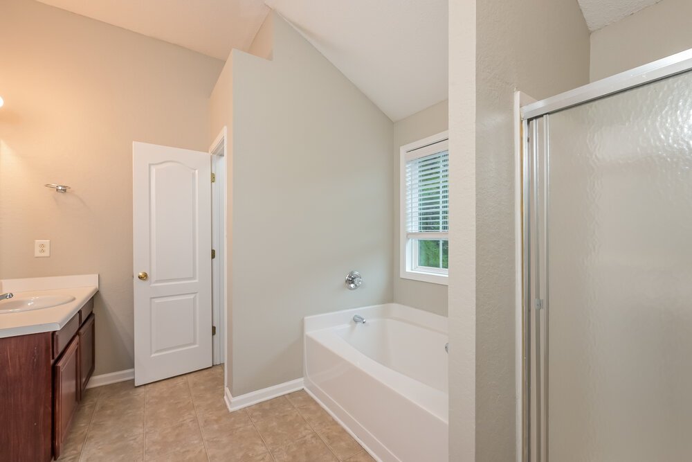 4-Bed Rental on 3363 Newtons Crest photo 12