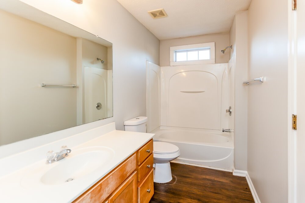 4-Bed Rental on 320 Arrowhead Dr photo 12