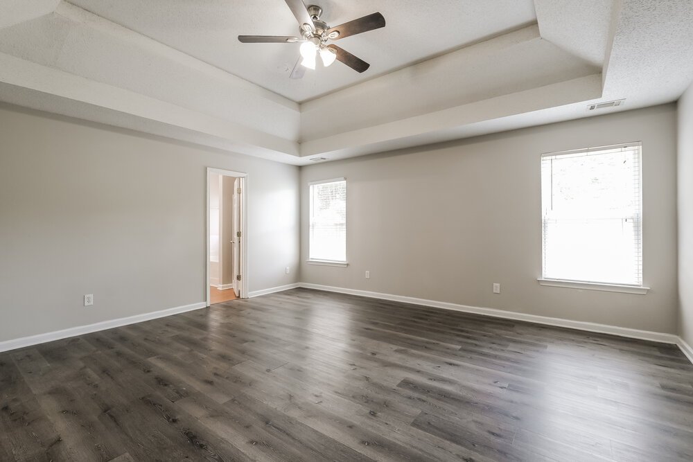 4-Bed Rental on 3038 Summer Breeze photo 12