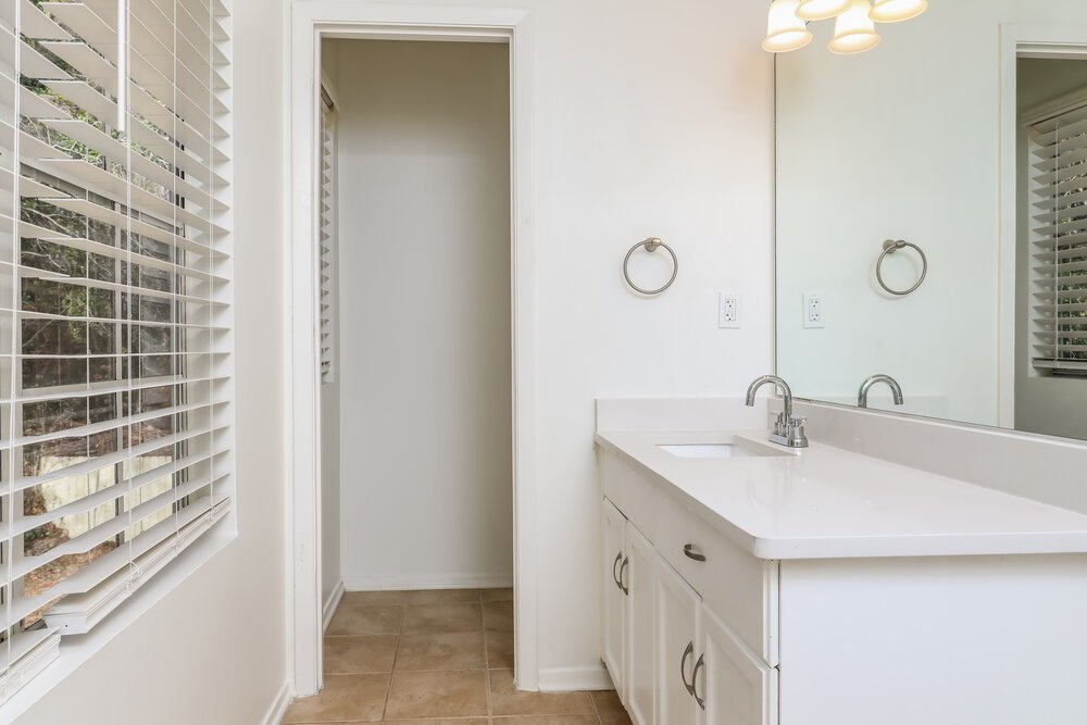 3-Bed Rental on 445 Ridgedale Way photo 12