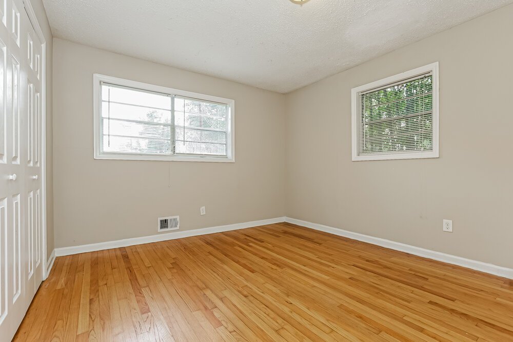 3-Bed Rental on 6570 Elsie Street photo 12
