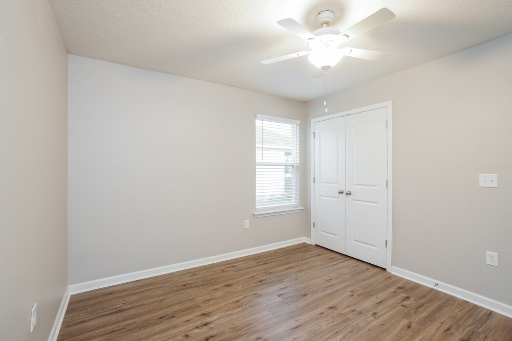 3-Bed Rental on 3340 Ridgeview Dr photo 13