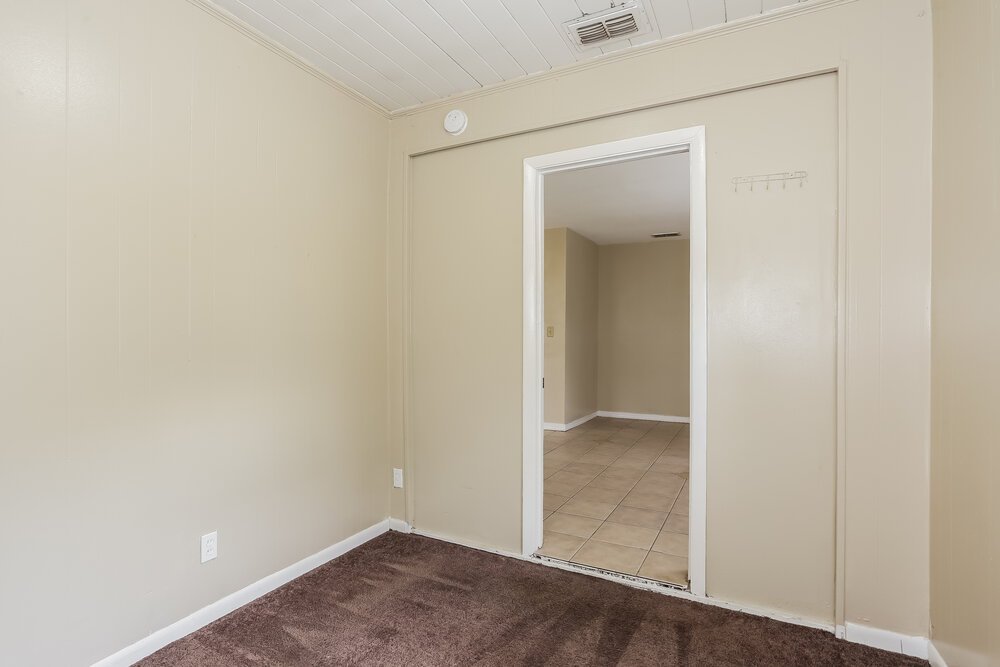 3-Bed Rental on 2025 Prospect St photo 13