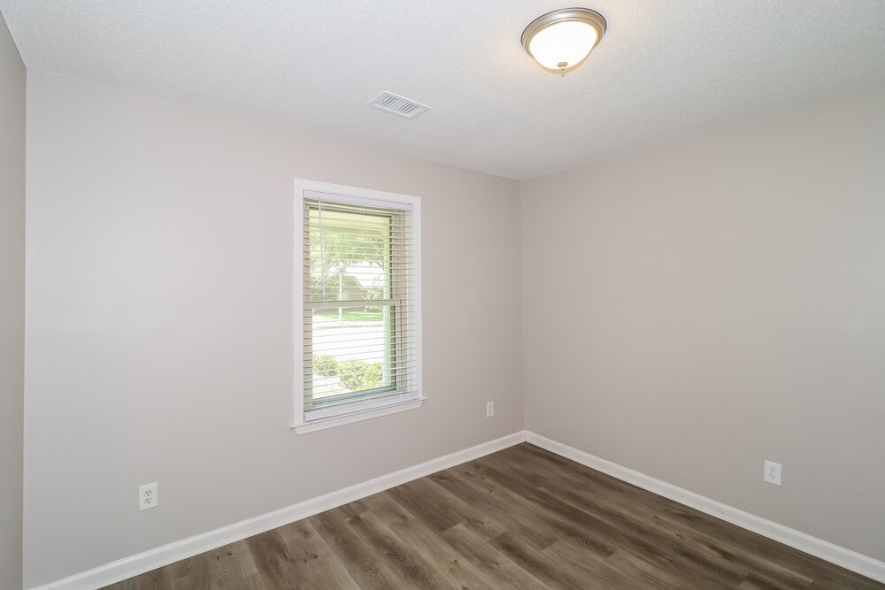 3-Bed Rental on 1366 Sandy Stone photo 13