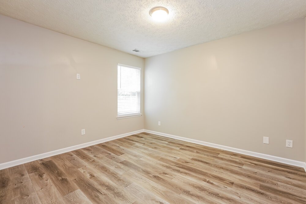 3-Bed Rental on 372 Red Maple photo 13