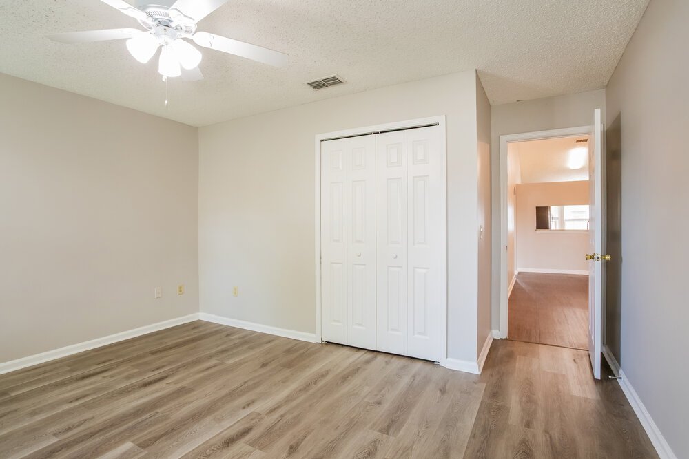 4-Bed Rental on 3268 Avalon Dr photo 13