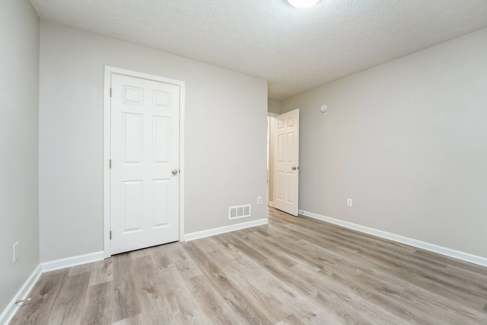 3-Bed Rental on 663 Stonecrest Dr photo 13
