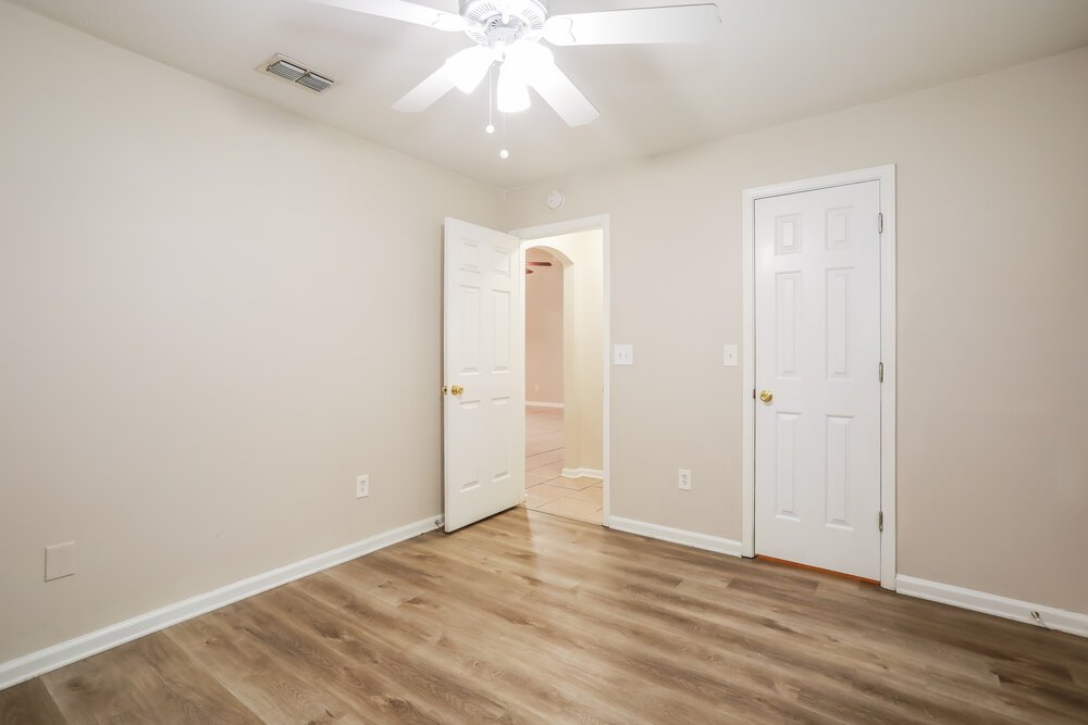 4-Bed Rental on 492 Heron Nest photo 13