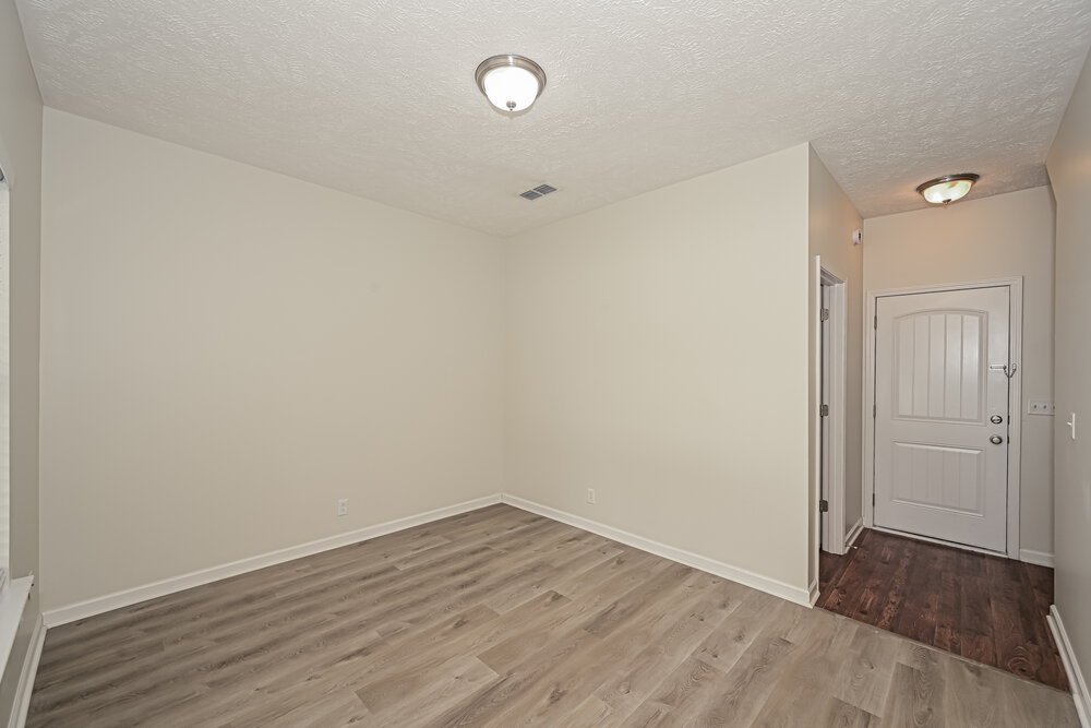 3-Bed Rental on 3524 Oval Hesson photo 13