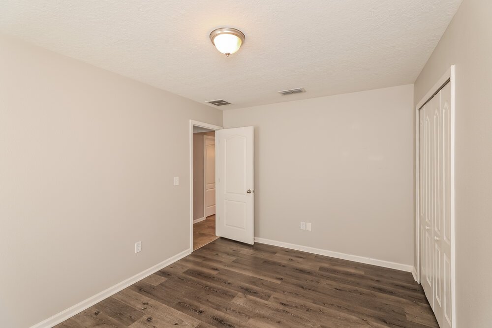 3-Bed Rental on 1908 High Prairie photo 13