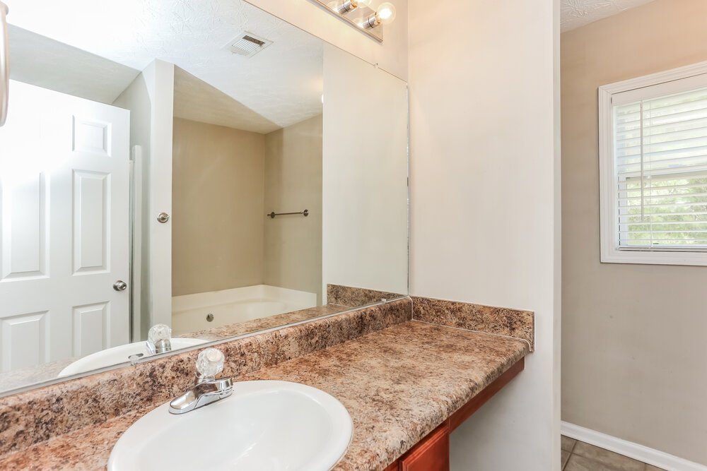 3-Bed Rental on 398 Glenleigh Dr photo 13