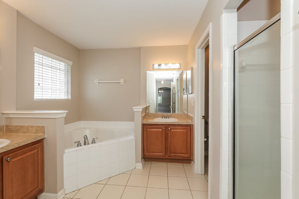 4-Bed Rental on 14081 Bradley Cove photo 13
