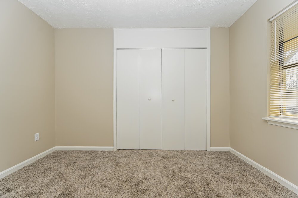 3-Bed Rental on 119 Adrian Dr photo 13
