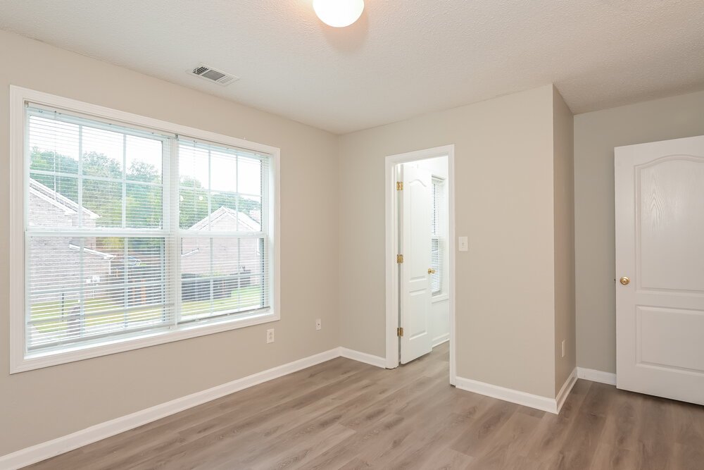4-Bed Rental on 3363 Newtons Crest photo 14