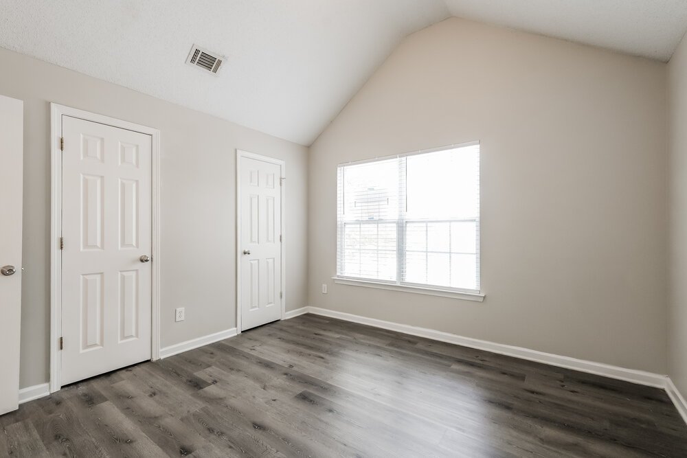 4-Bed Rental on 3038 Summer Breeze photo 14