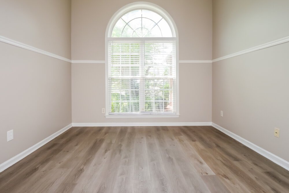 3-Bed Rental on 10050 Bloomsbury Ave photo 14