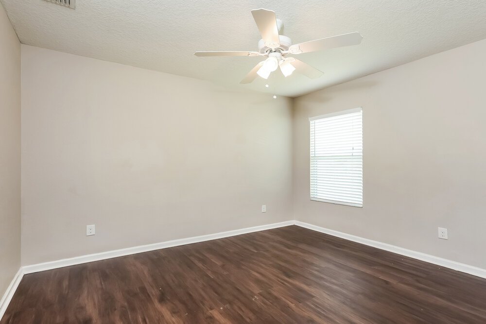 3-Bed Rental on 3800 Falcon Crest photo 14