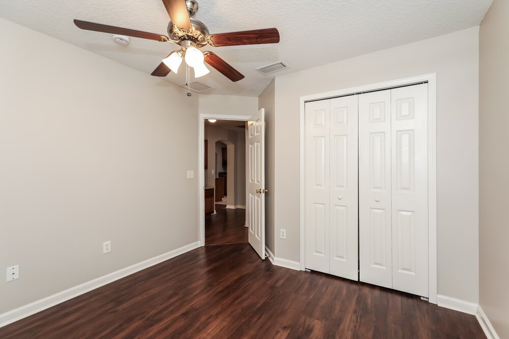 4-Bed Rental on 14081 Bradley Cove photo 14