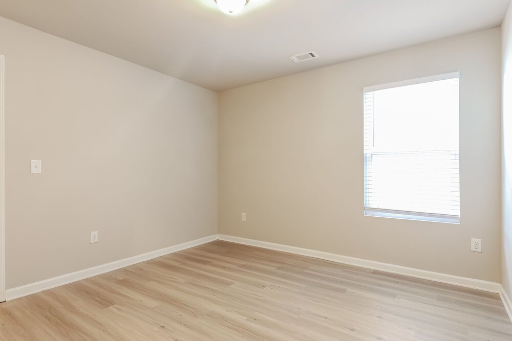4-Bed Rental on 1871 Simmons Lane photo 14