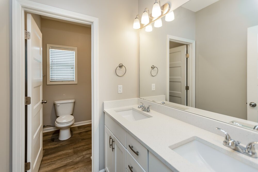 4-Bed Rental on 356 Webster Lake photo 15