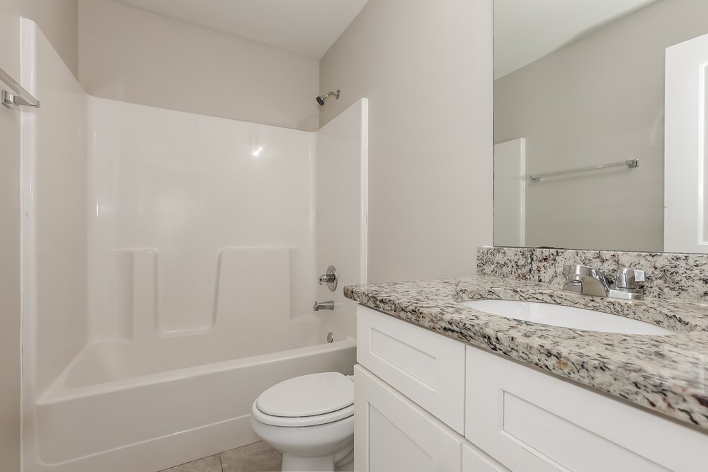 4-Bed Rental on 326 Crescent Woode photo 15
