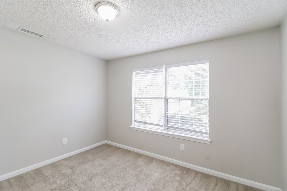 3-Bed Rental on 459 Pecan Wood photo 15
