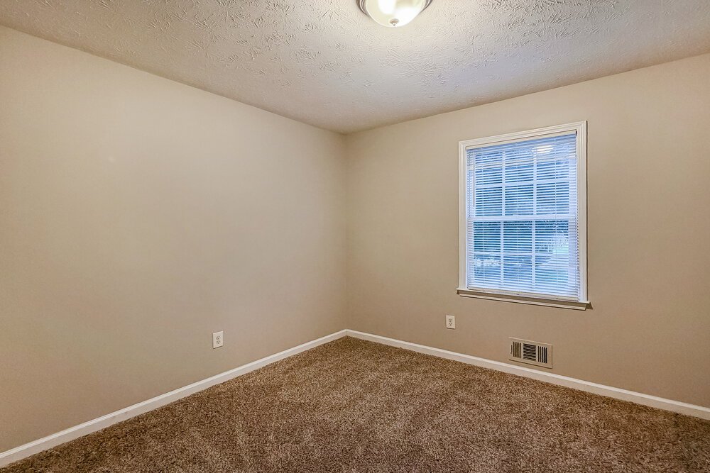 3-Bed Rental on 140 Loxley Ct photo 15