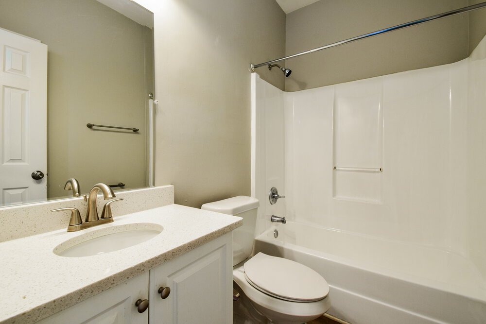 4-Bed Rental on 3419 Uncle Genes photo 15