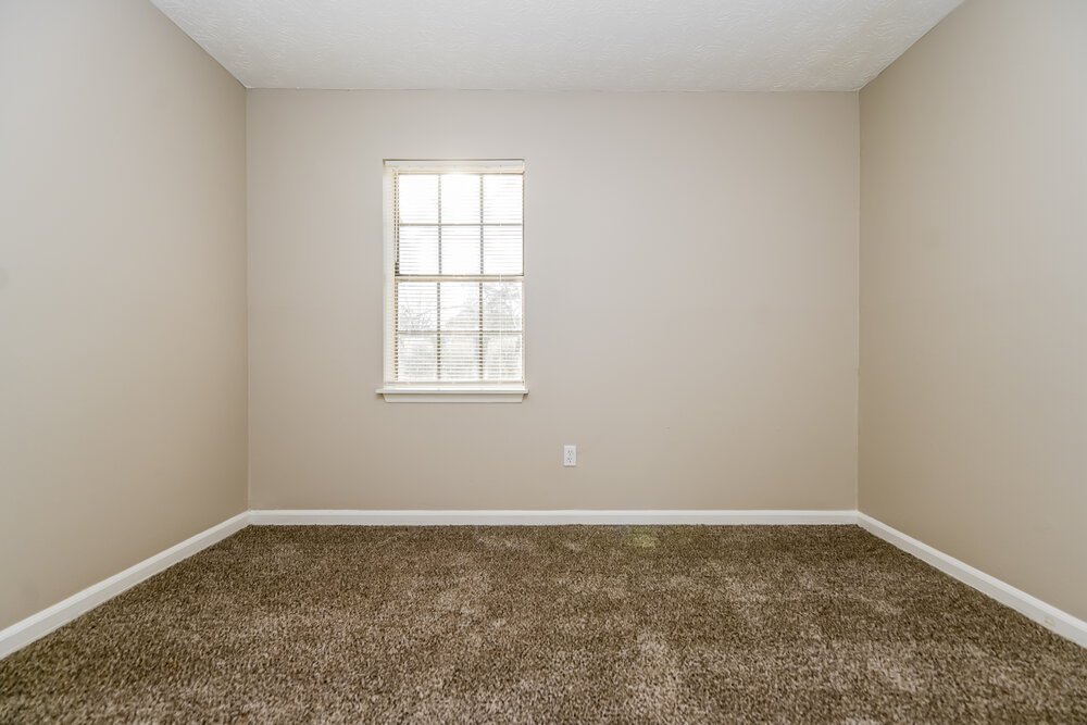 3-Bed Rental on 119 Adrian Dr photo 15