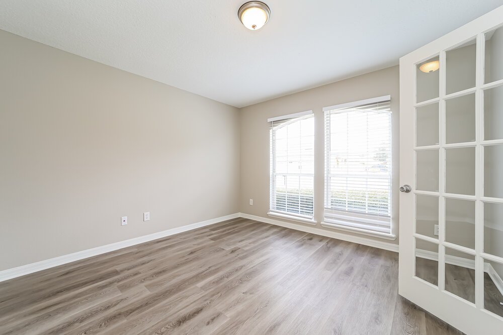 4-Bed Rental on 3017 Captiva Bluff photo 15